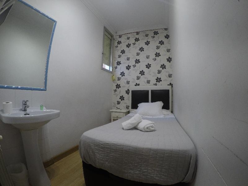 Hostal La Estrella Мадрид Екстер'єр фото