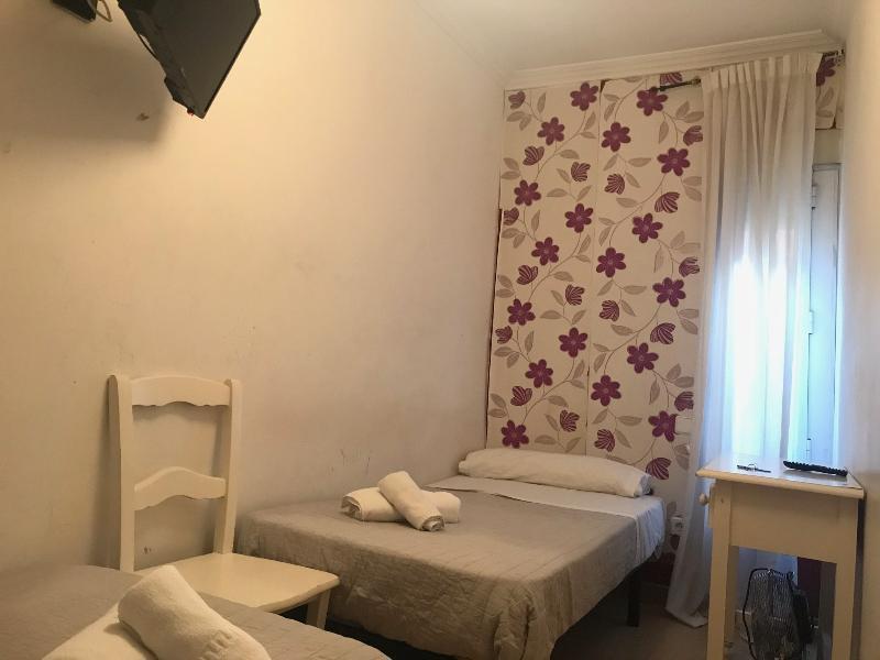 Hostal La Estrella Мадрид Екстер'єр фото